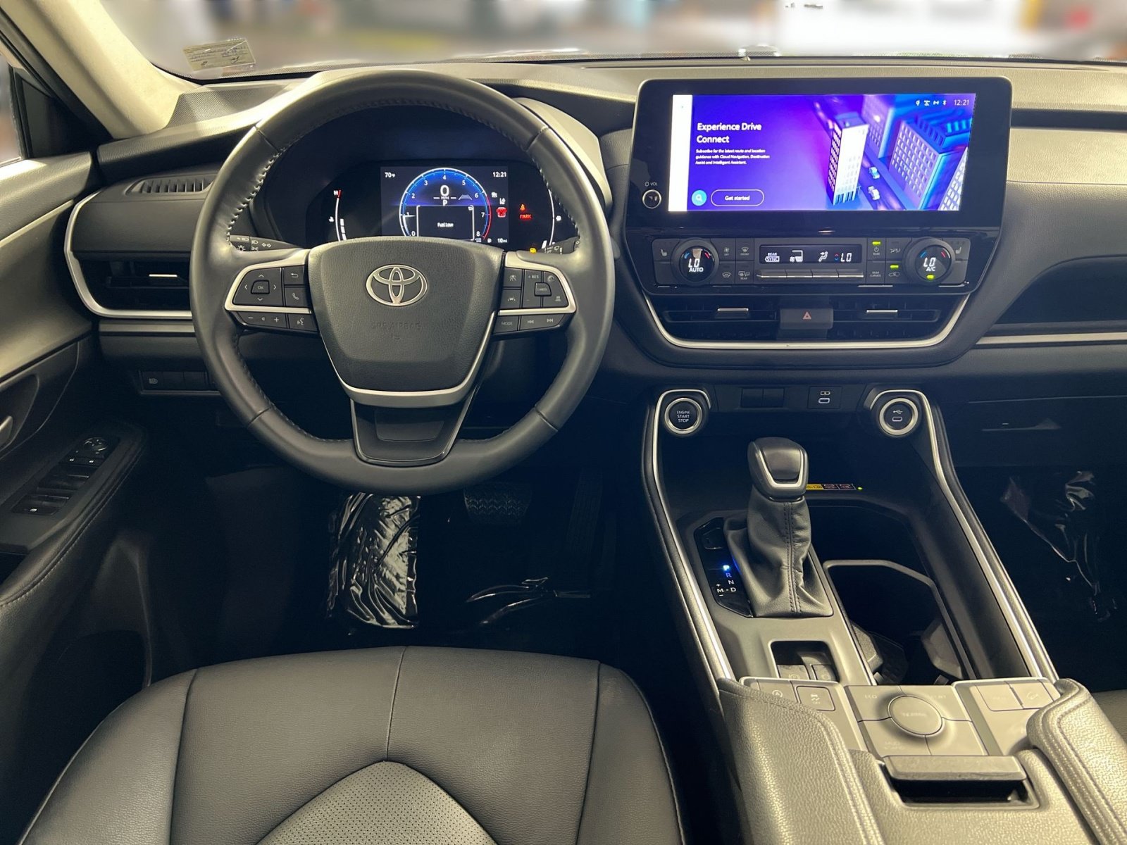 Used 2025 Toyota Grand Highlander AWD image 24