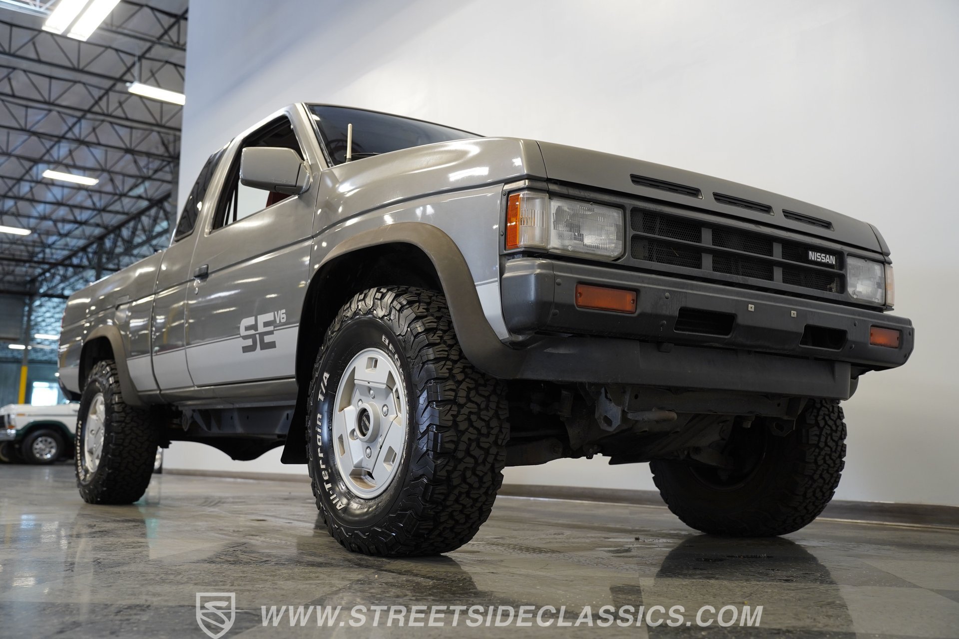 Used 1989 Nissan Pickup 4x4 King Cab V6 image 35