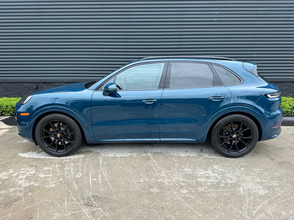 Certified 2025 Porsche Cayenne GTS AWD/4WD image 2