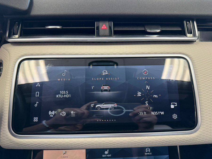 Used 2023 Land Rover Range Rover Velar R-Dynamic S AWD/4WD image 60