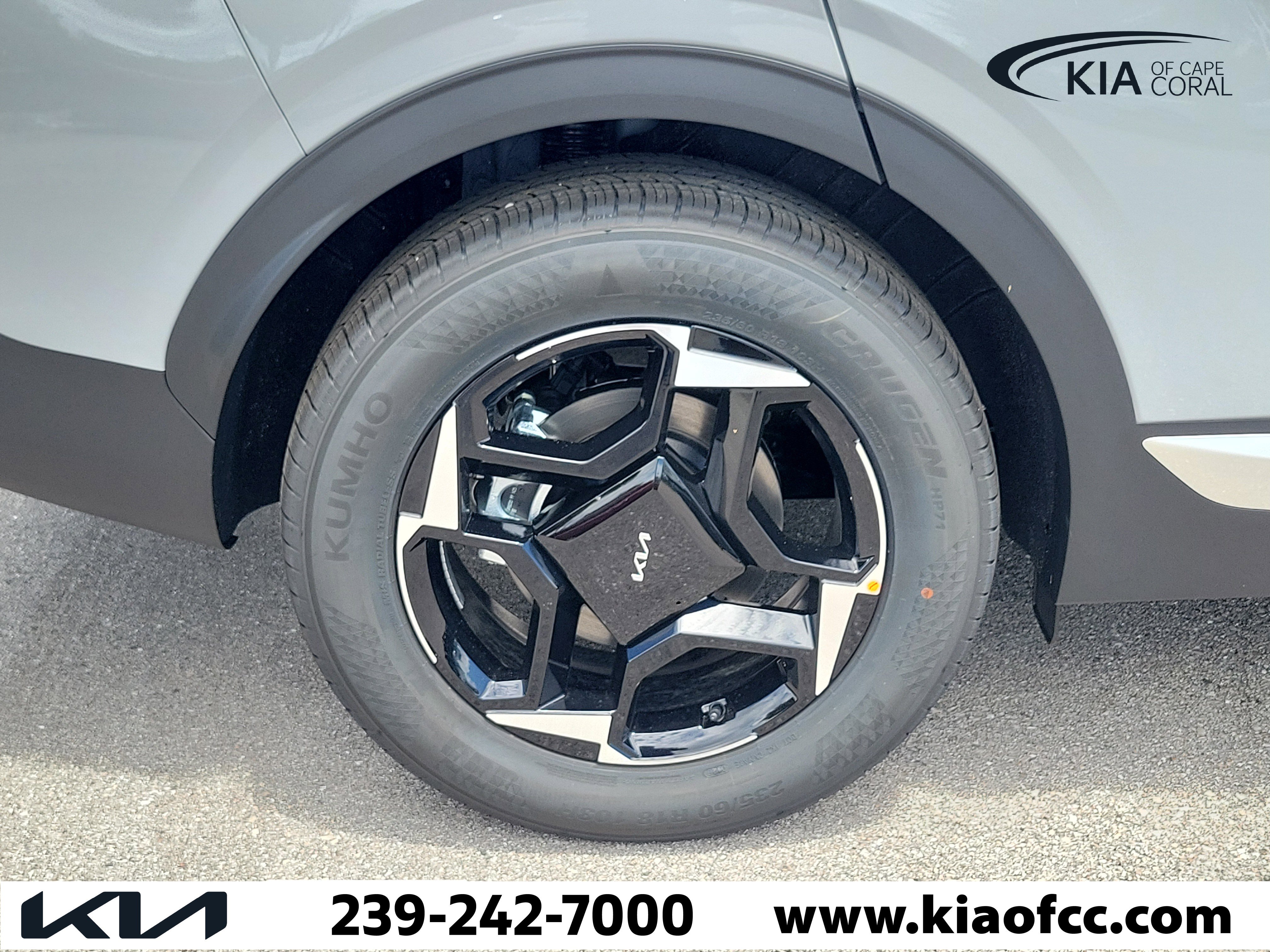 New 2026 Kia Sportage EX image 9