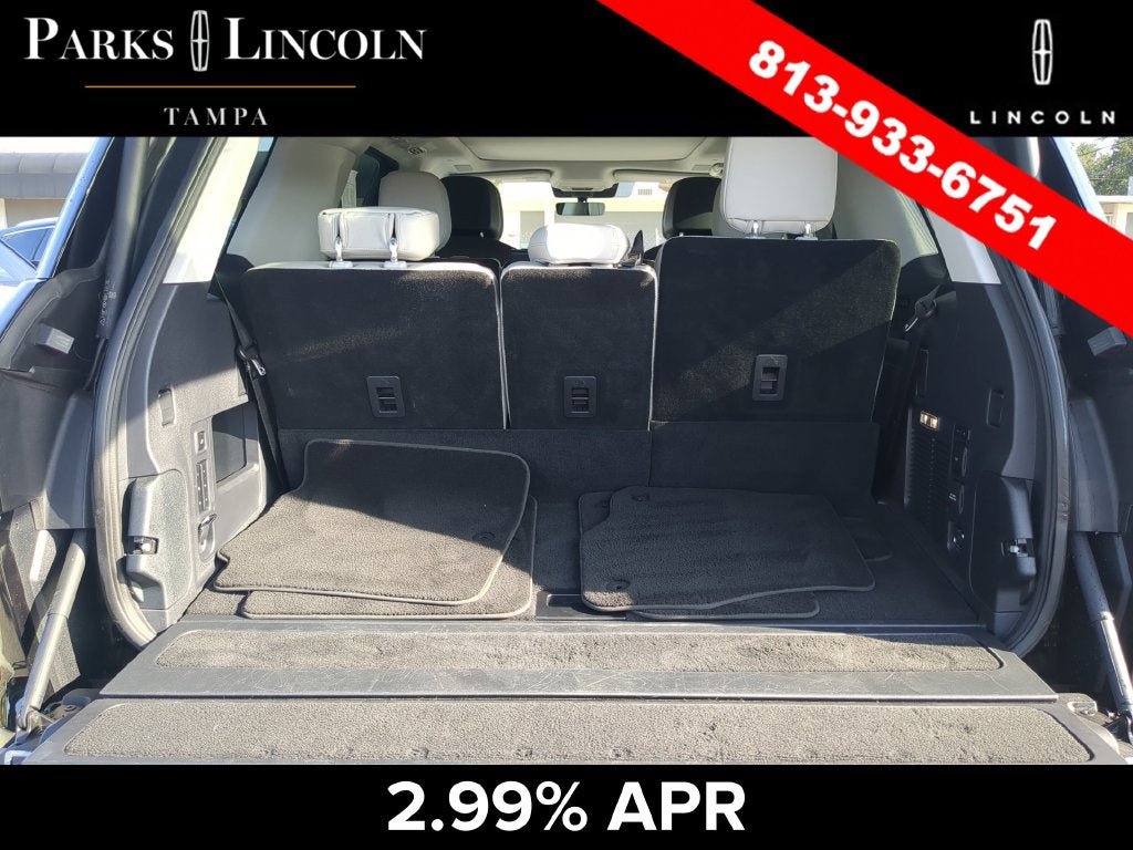 Certified 2025 Lincoln Navigator Reserve AWD/4WD image 8