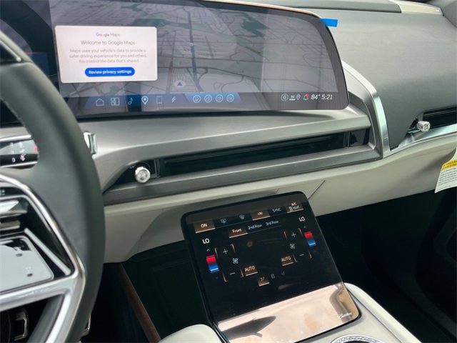 New 2026 Cadillac Vistiq Sport image 9