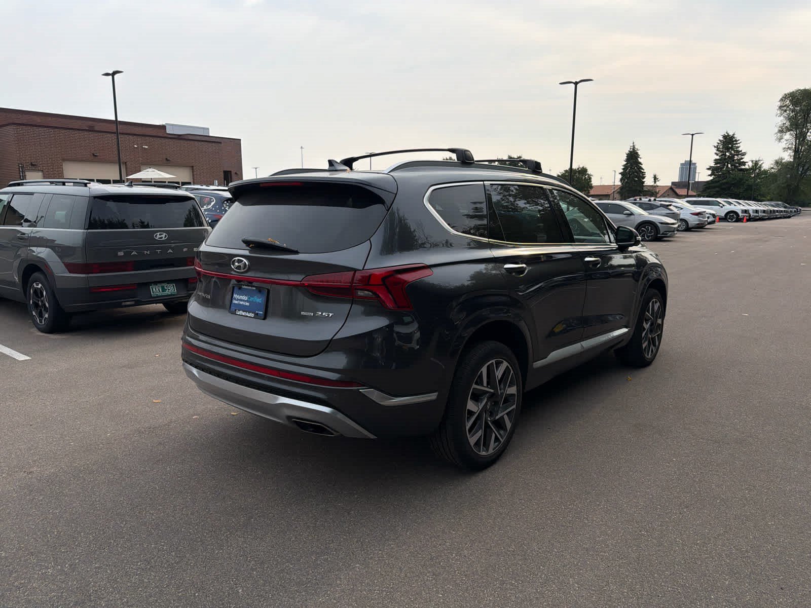 Used 2017 Hyundai Santa Fe Sport AWD/4WD image 2