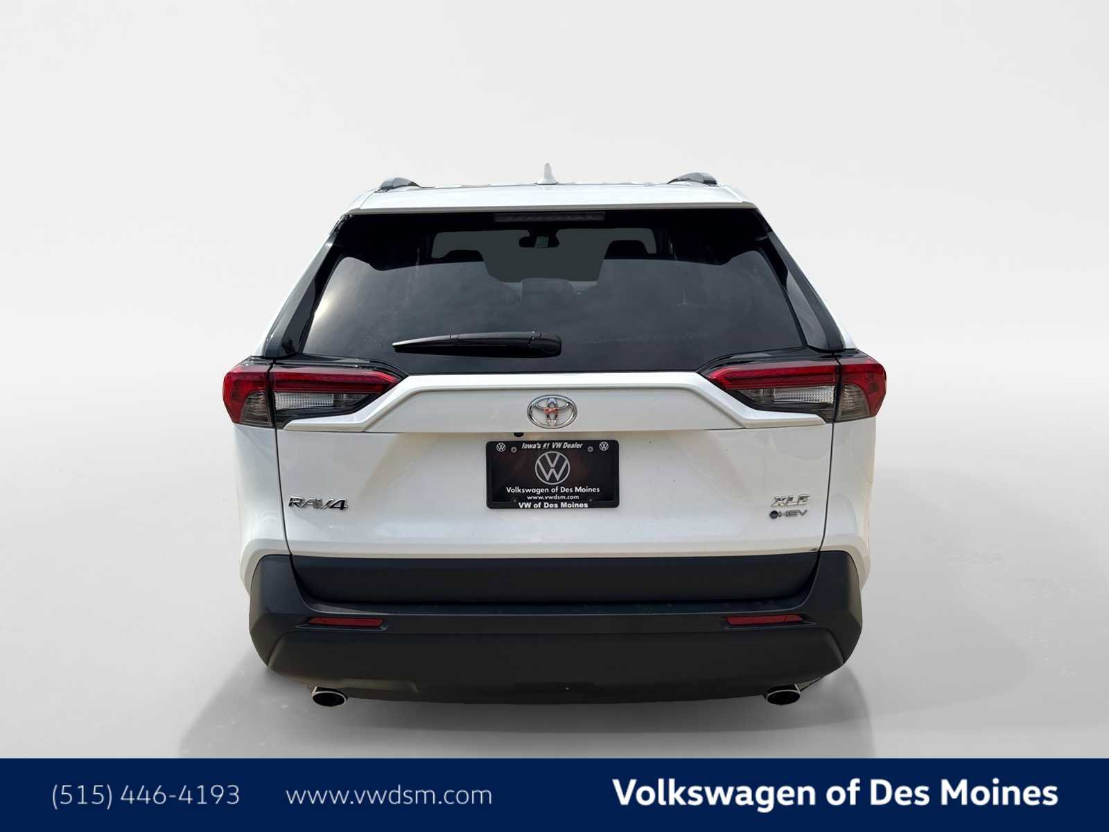 Used 2025 Toyota RAV4 XLE image 5