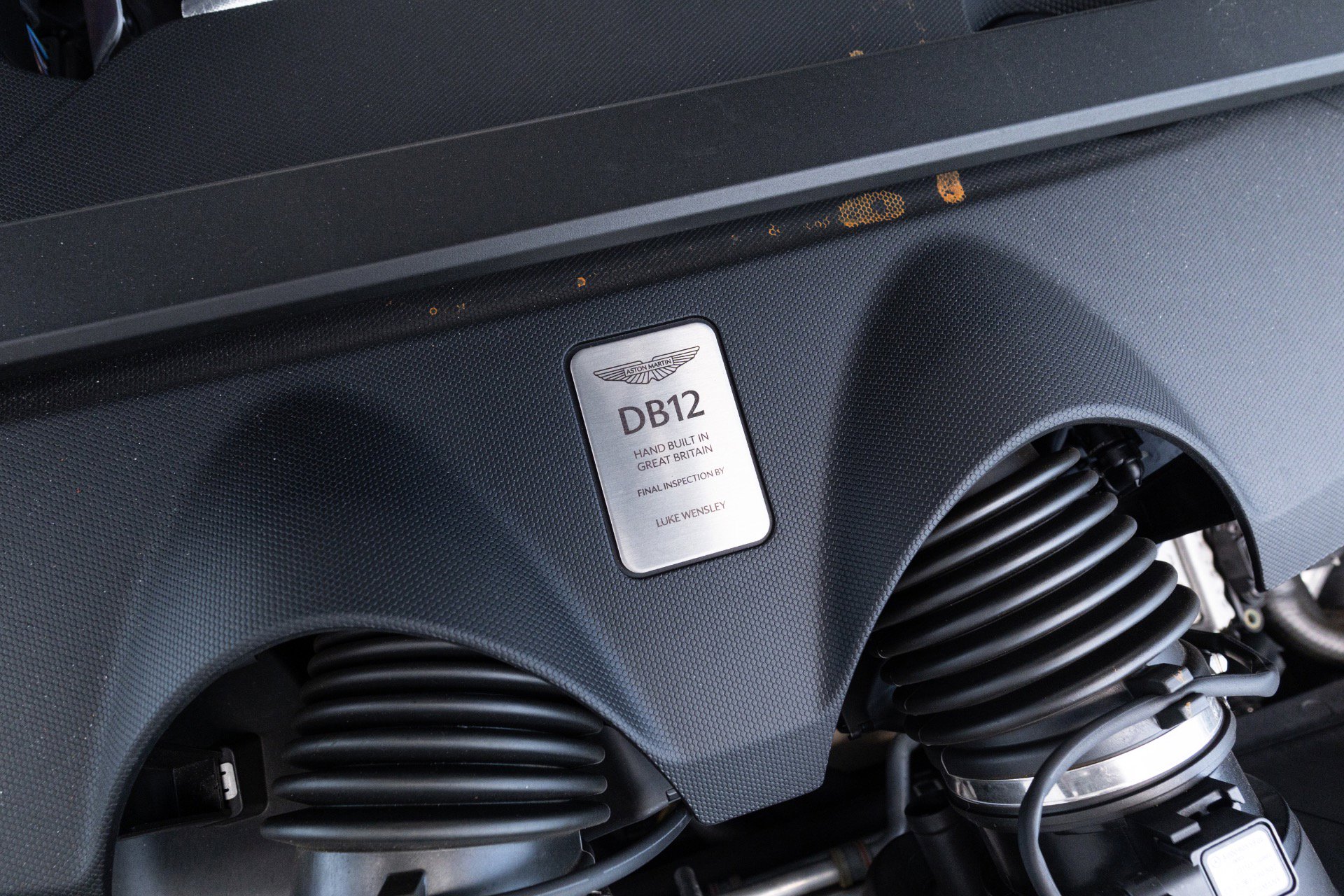 Used 2024 Aston Martin DB12 Convertible RWD image 82