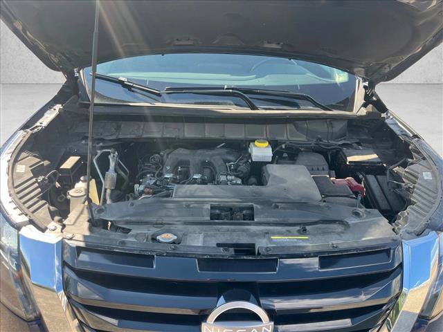Used 2025 Nissan Pathfinder SL FWD image 21