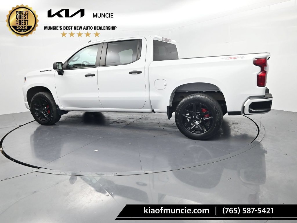 Used 2023 Chevrolet Silverado 1500 Custom w/ LPO, Dark Essentials Package AWD/4WD image 5