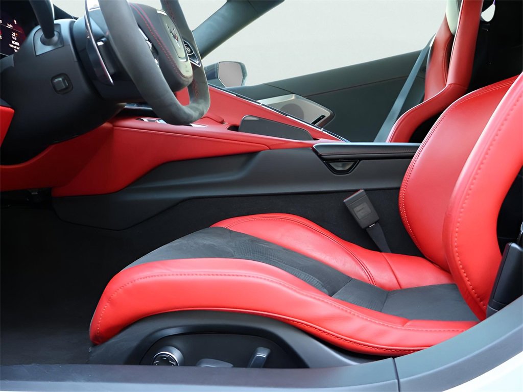 Used 2023 Chevrolet Corvette Stingray Premium Conv w/ Z51 Performance Package image 43