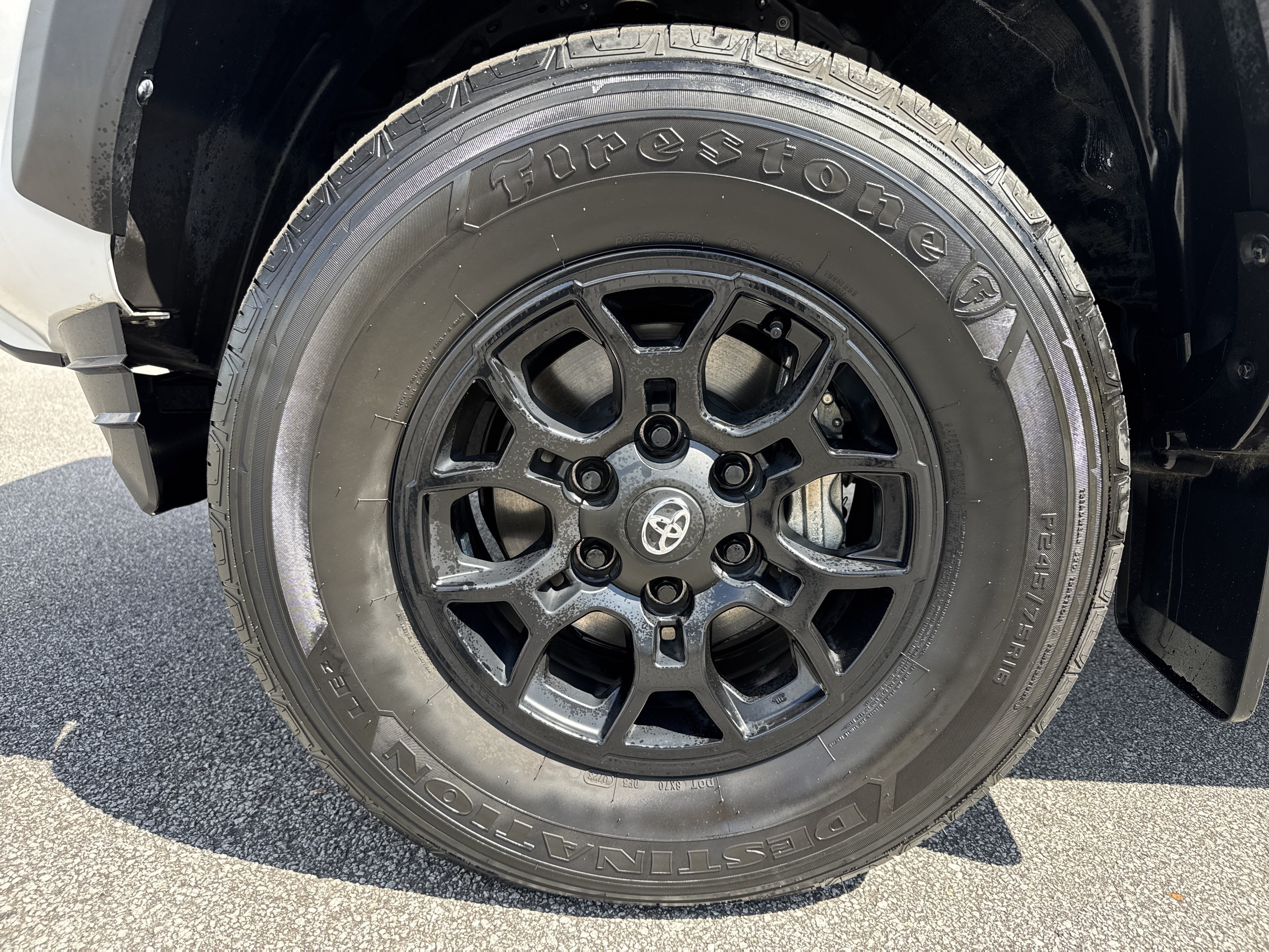 Used 2023 Toyota Tacoma SR5 RWD image 12