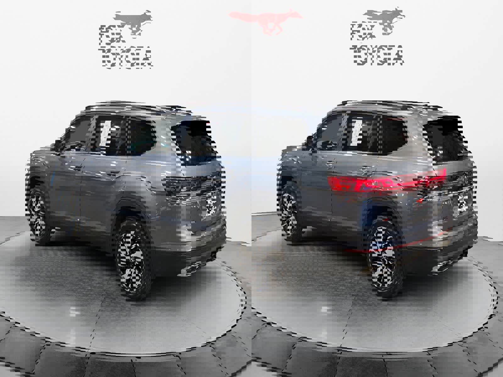 Used 2025 Volkswagen Atlas SE image 4