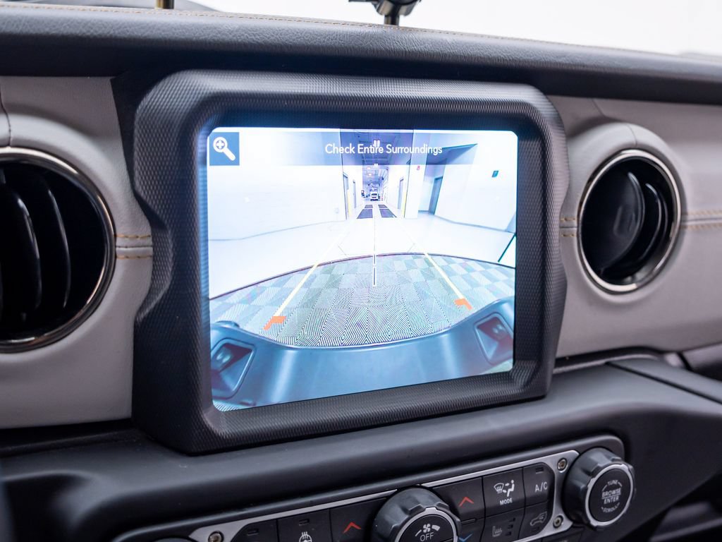 Used 2021 Jeep Gladiator Overland AWD/4WD image 25