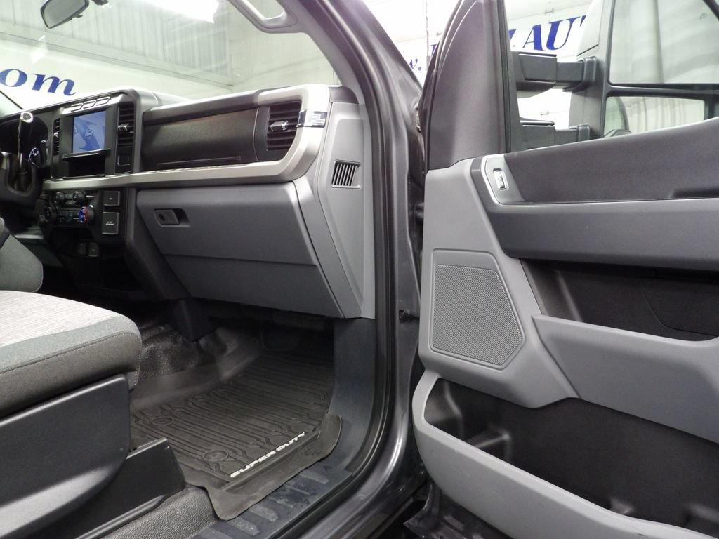 Used 2024 Ford F250 XLT AWD/4WD image 27