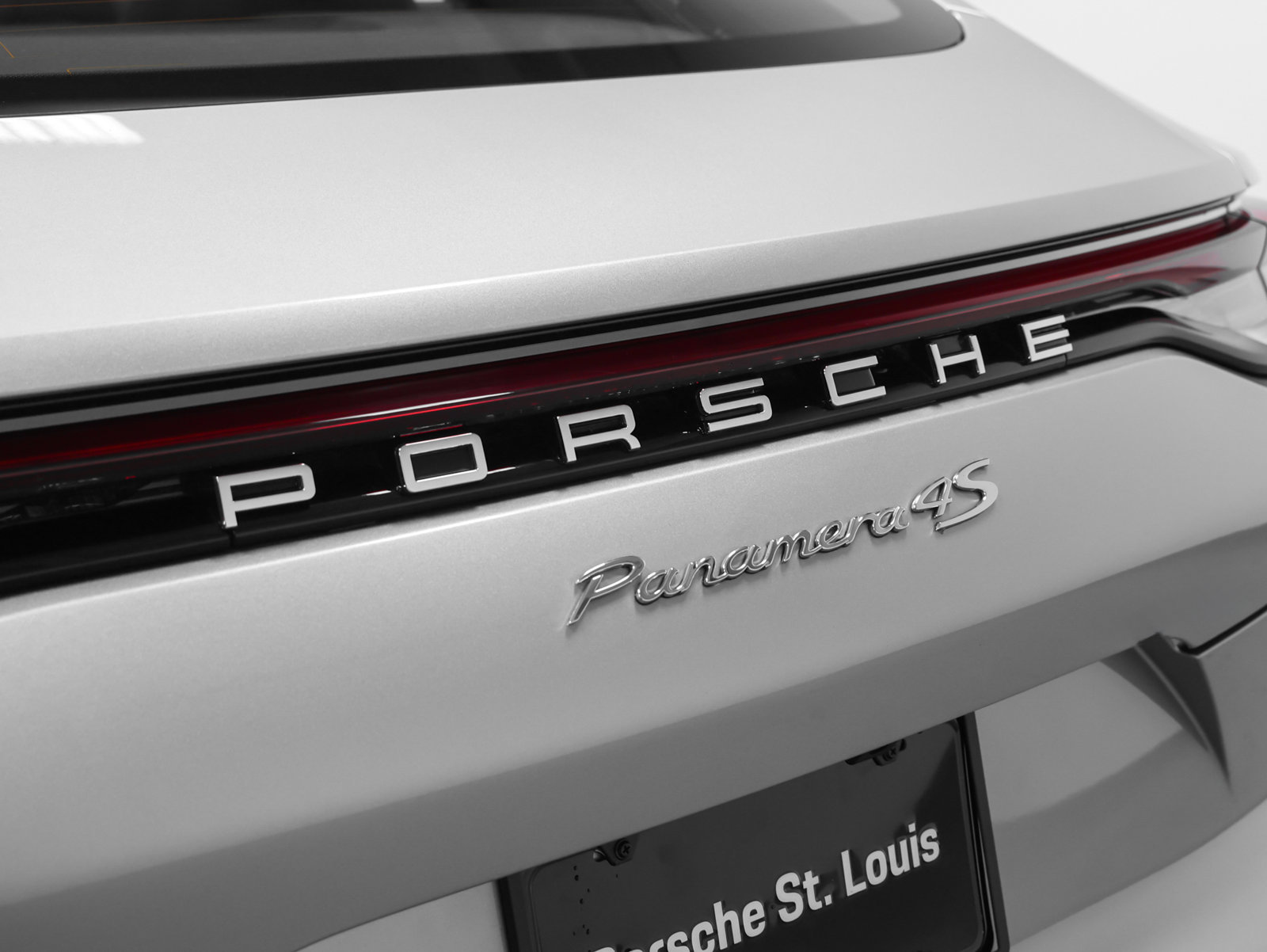 Certified 2023 Porsche Panamera 4S w/ Premium Package AWD/4WD image 20