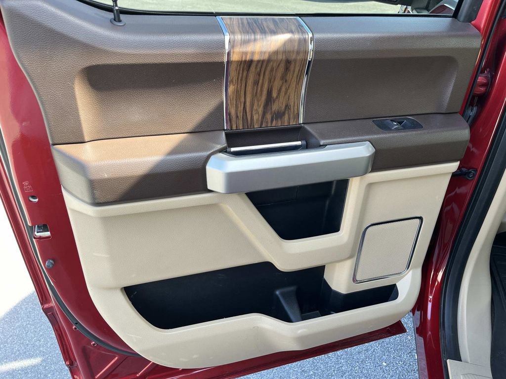 Used 2018 Ford F150 Lariat image 17