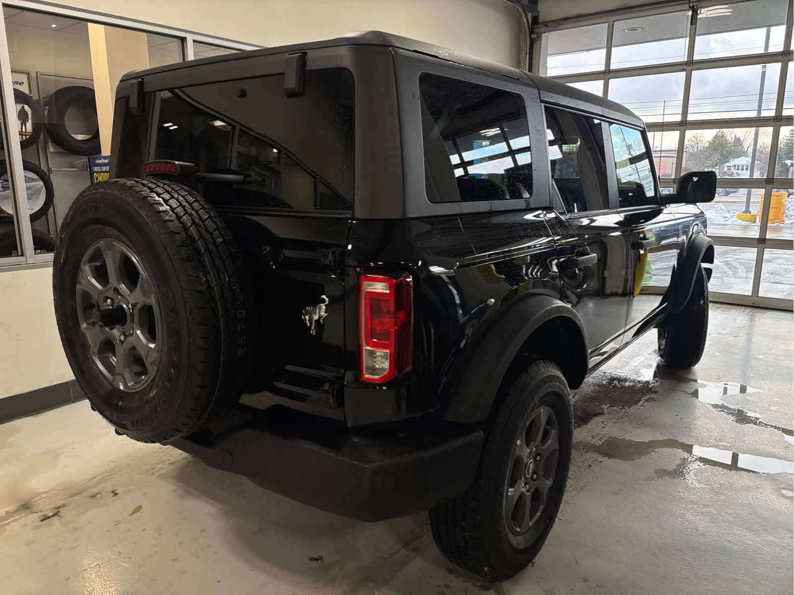 New 2025 Ford Bronco Big Bend image 6