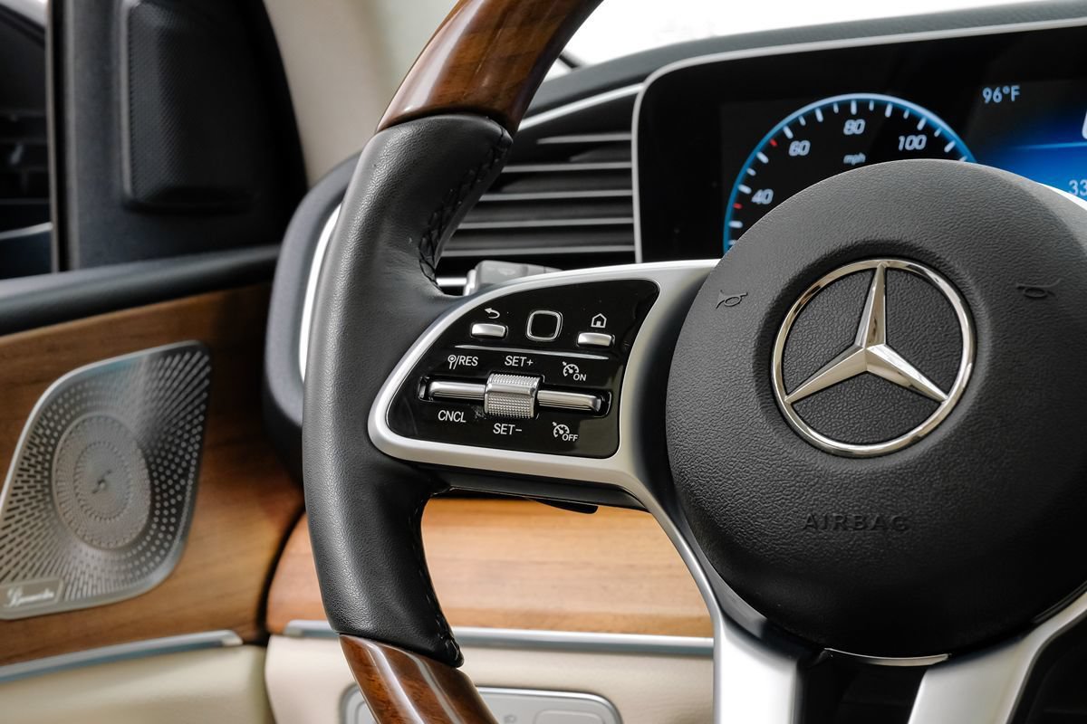 Used 2021 Mercedes-Benz GLE 350 w/ AMG Line Exterior image 15