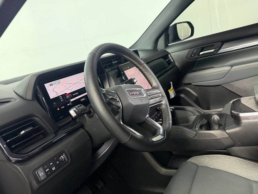 Used 2026 GMC Terrain AT4 w/ Convenience Package III AWD/4WD image 21