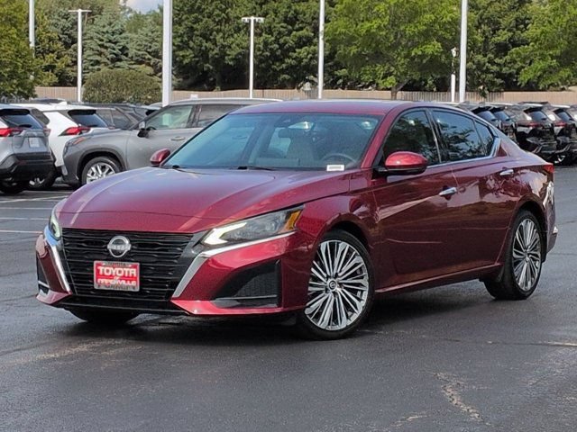 Used 2023 Nissan Altima 2.5 SL FWD image 2