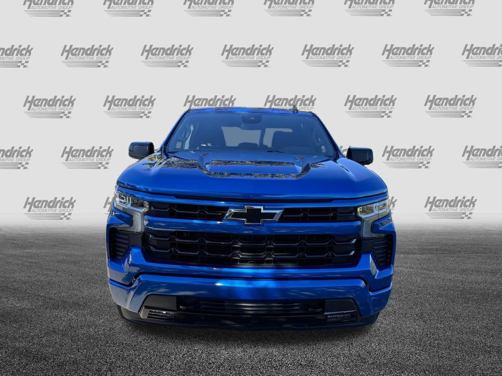 Used 2023 Chevrolet Silverado 1500 RST AWD/4WD image 3
