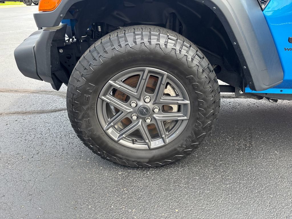 Used 2024 Jeep Wrangler Unlimited Sport AWD/4WD image 30