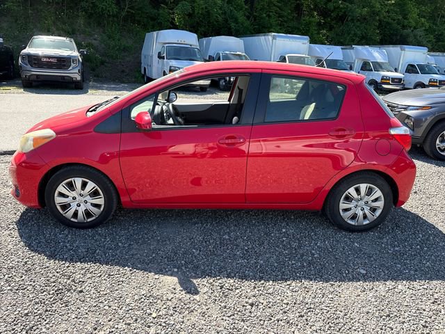 Used 2012 Toyota Yaris LE FWD image 2