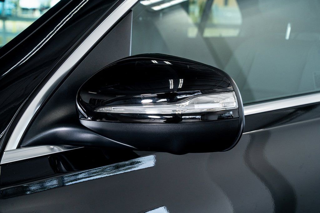 Used 2023 Mercedes-Benz GLE 350 4MATIC w/ AMG Line Exterior image 21