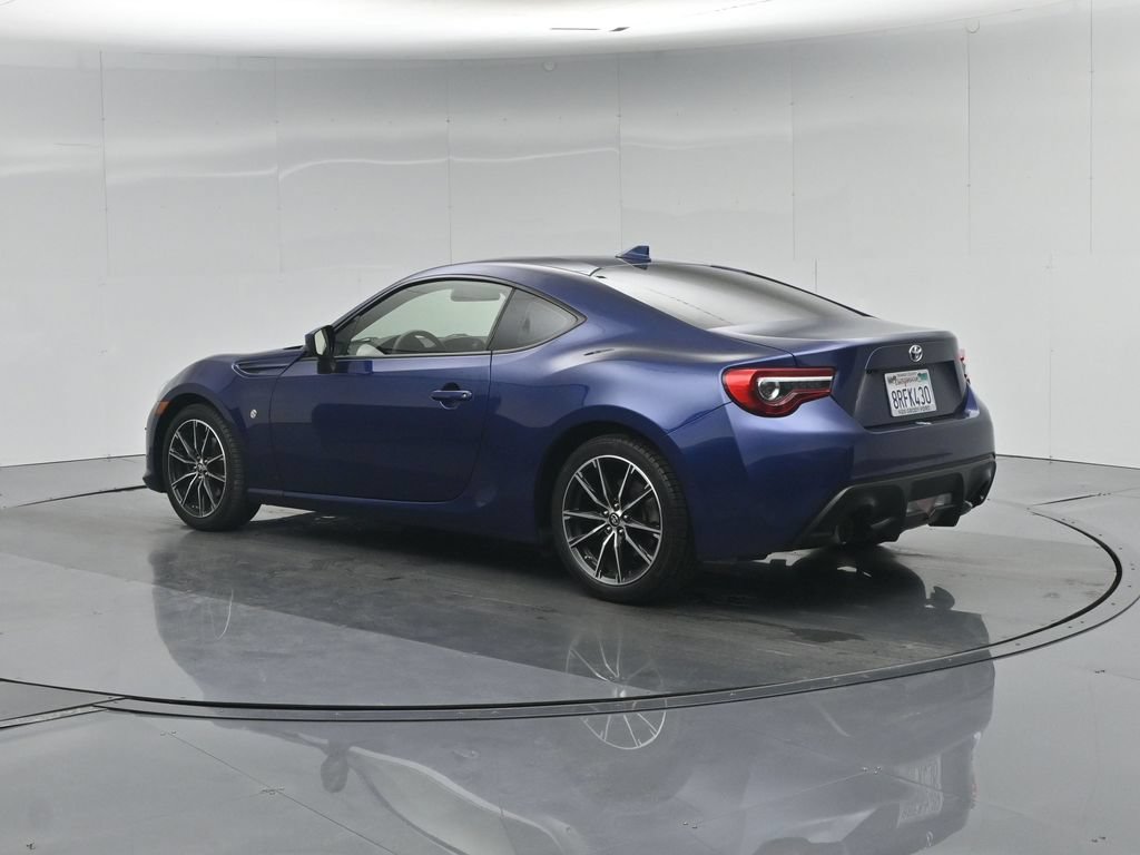Used 2020 Toyota 86 RWD image 7