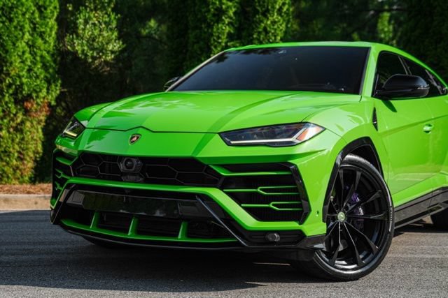 Used 2021 Lamborghini Urus AWD/4WD image 2