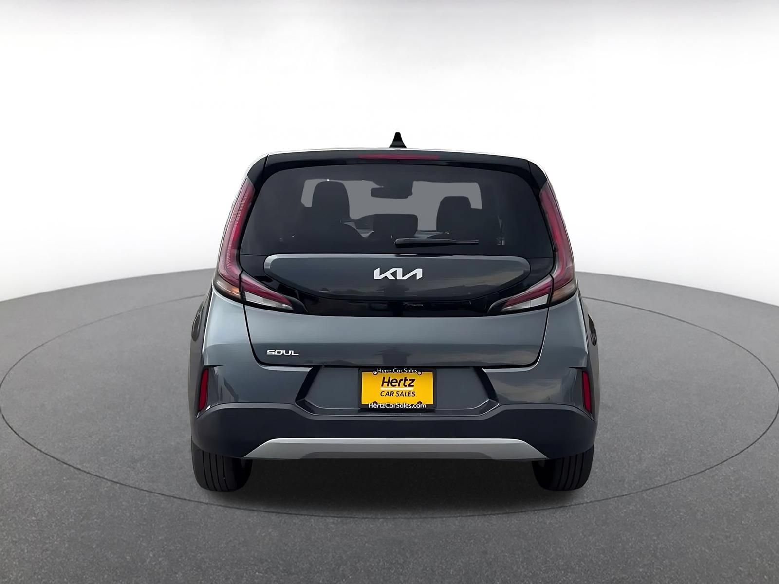 Used 2025 Kia Soul LX w/ LX Technology Package FWD image 12