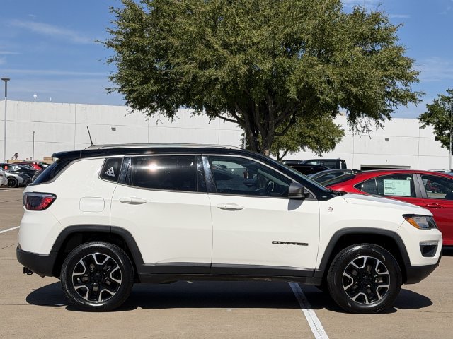 Used 2021 Jeep Compass Trailhawk AWD/4WD image 3