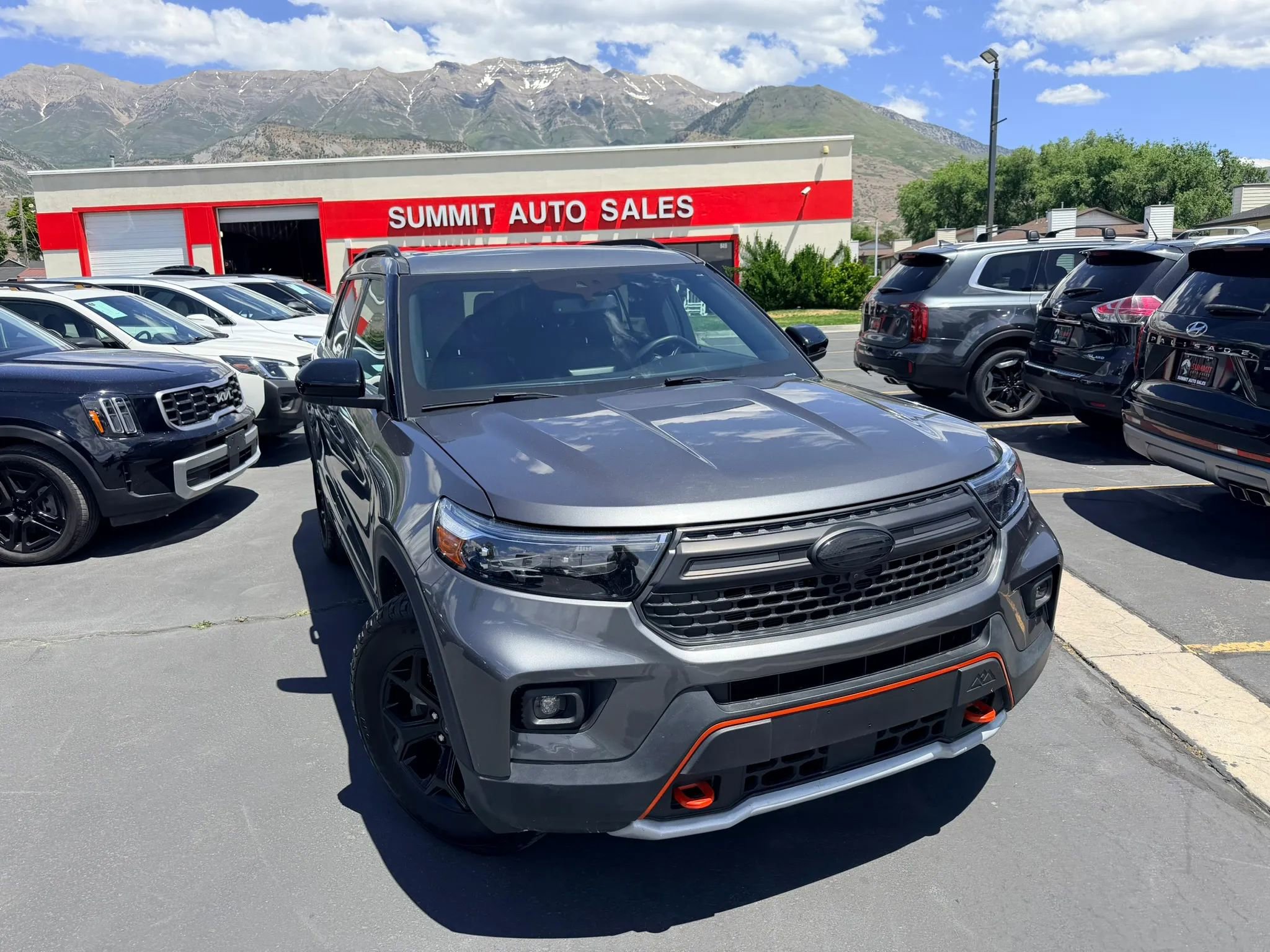 Used 2024 Ford Explorer Timberline w/ Timberline Technology Package AWD/4WD image 3