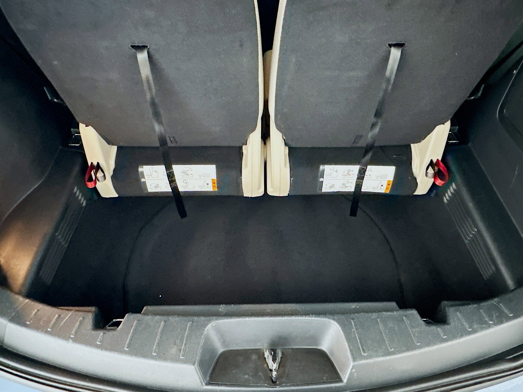 Used 2019 Ford Explorer FWD image 30