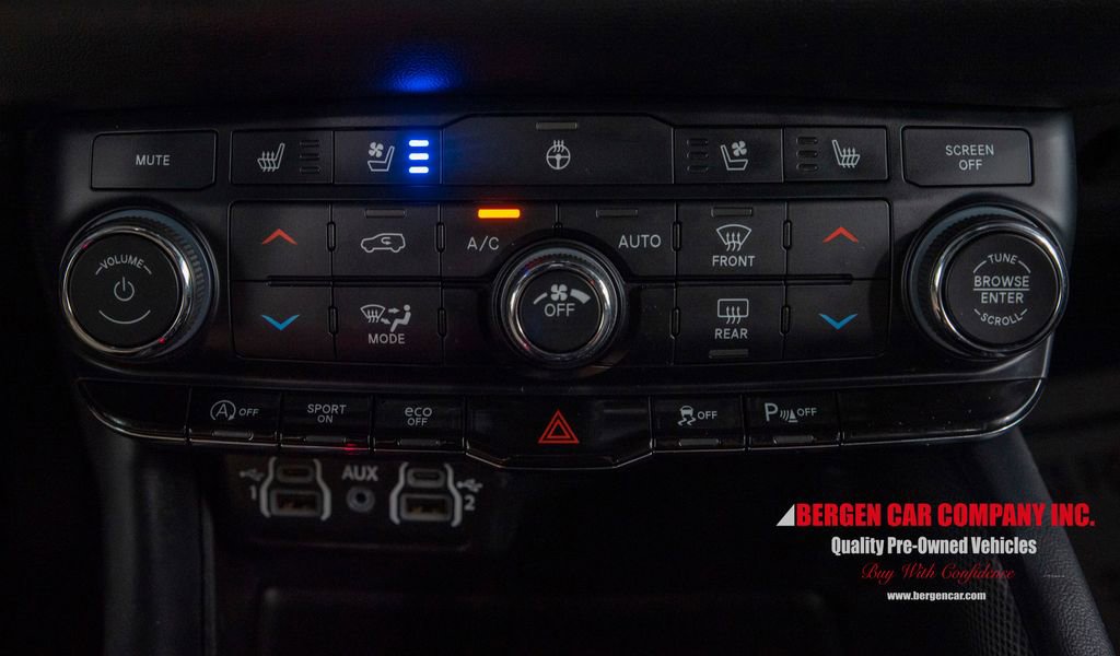 Used 2024 Dodge Durango GT image 25