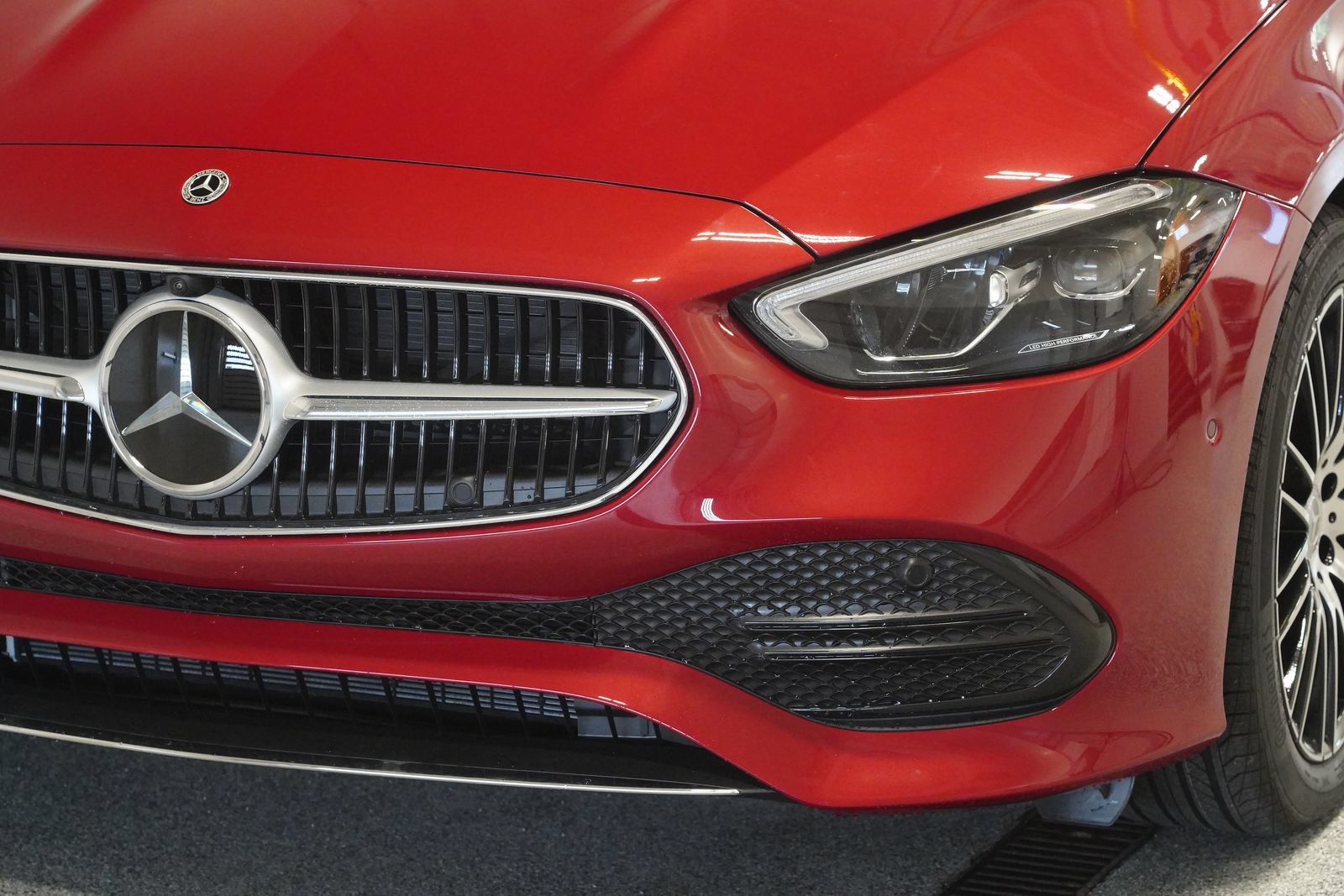New 2026 Mercedes-Benz C 300 4MATIC Sedan image 8
