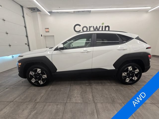 Used 2025 Hyundai Kona SEL AWD/4WD image 2