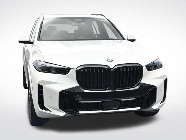 New 2026 BMW X5 xDrive40i w/ M Sport Package AWD/4WD image 11