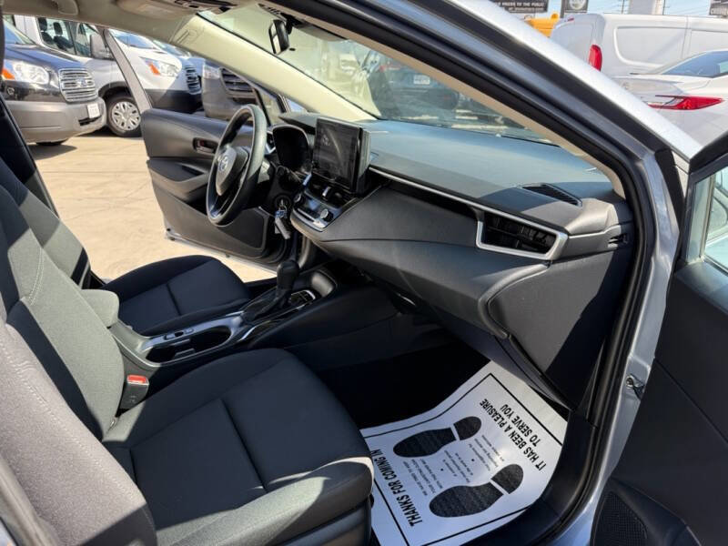 Used 2023 Toyota Corolla LE image 16