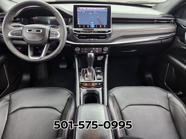 Used 2025 Jeep Compass Trailhawk w/ Trailhawk Elite Group AWD/4WD image 12