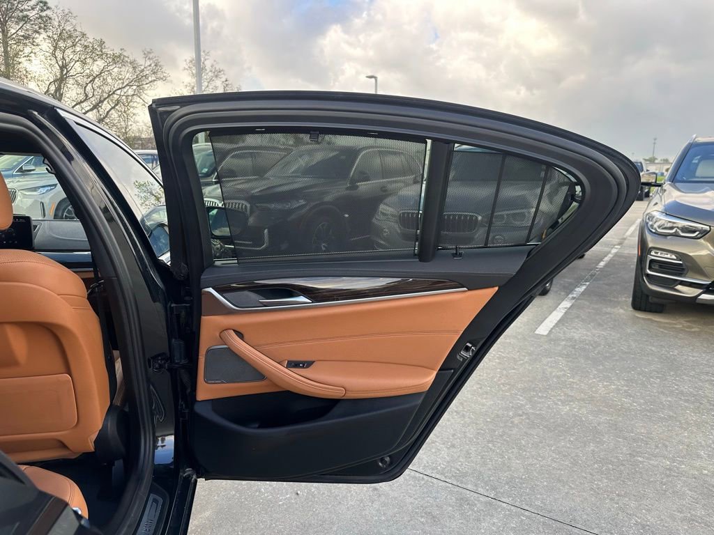 Used 2022 BMW 530i w/ Executive Package image 24