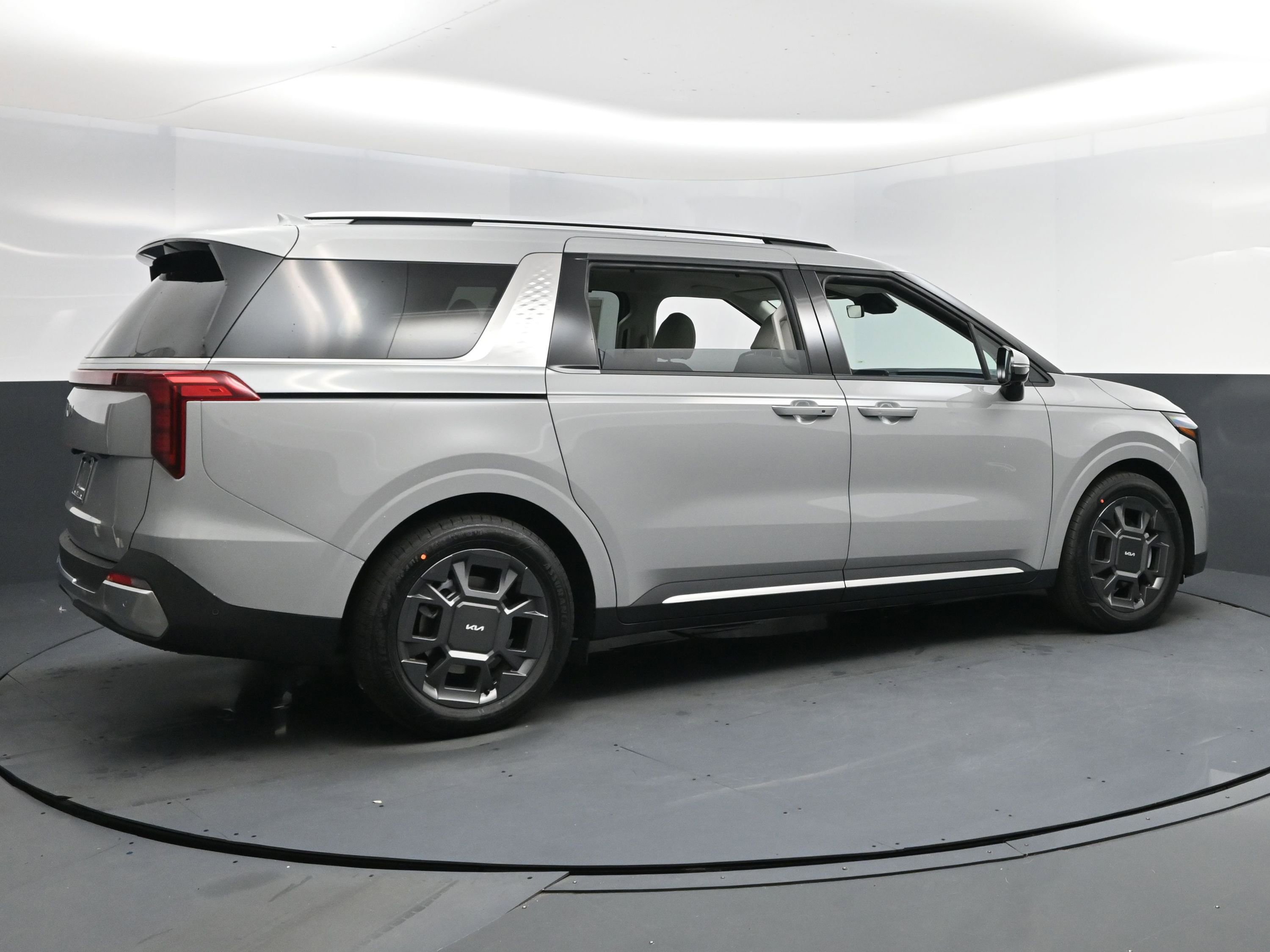 New 2026 Kia Carnival SX image 4