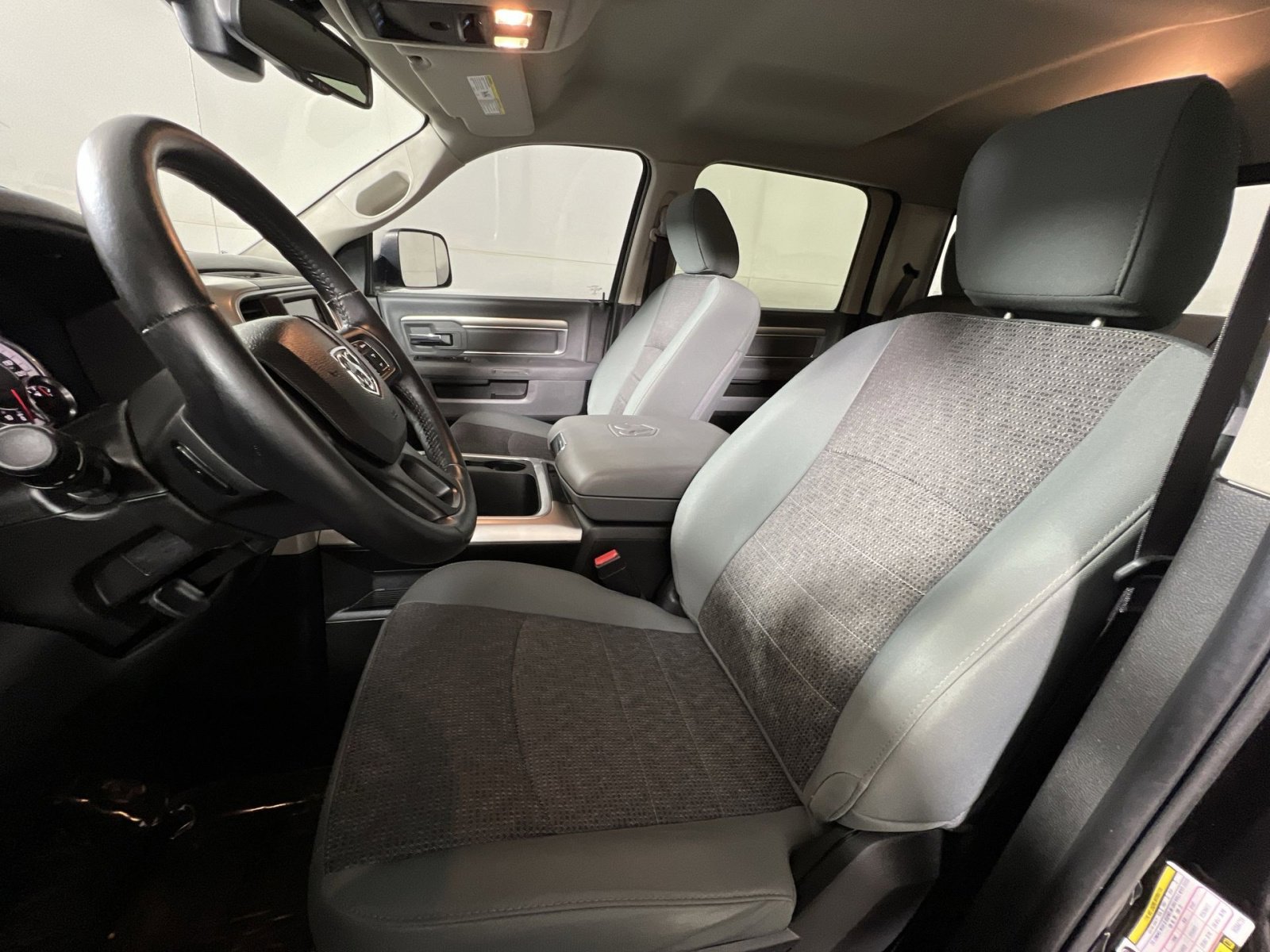 Used 2017 RAM 1500 Big Horn image 13