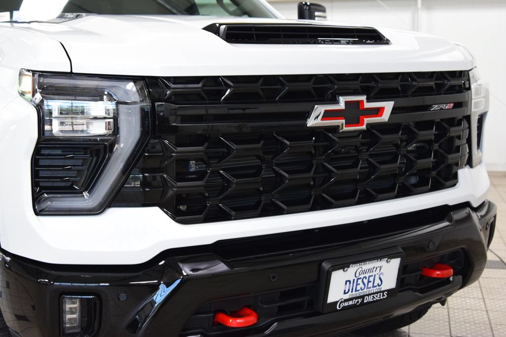 Used 2026 Chevrolet Silverado 2500 ZR2 AWD/4WD image 12