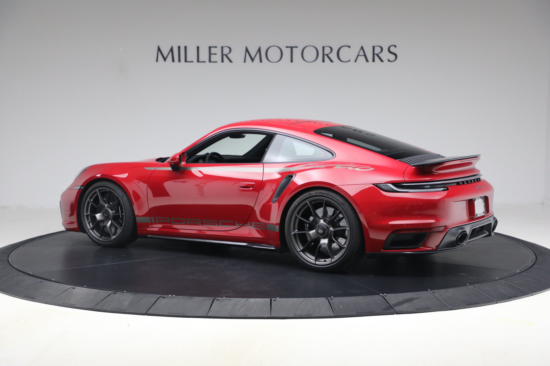 Used 2025 Porsche 911 Turbo S AWD/4WD image 4