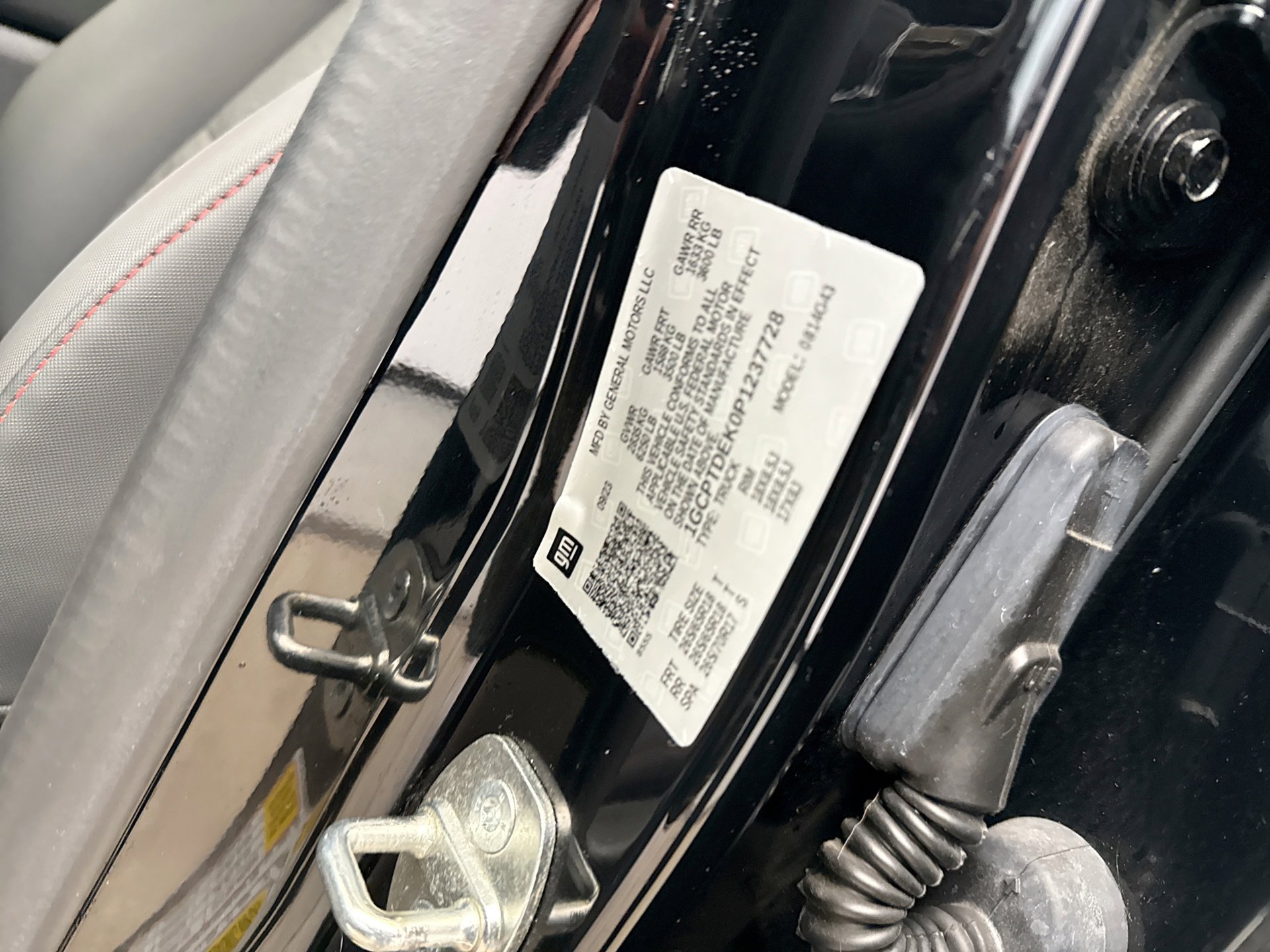 Used 2023 Chevrolet Colorado Z71 w/ Advanced Trailering Package image 19