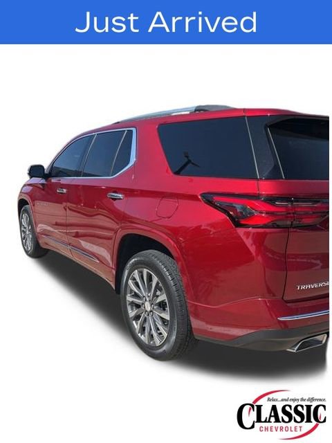 Used 2023 Chevrolet Traverse Premier image 11