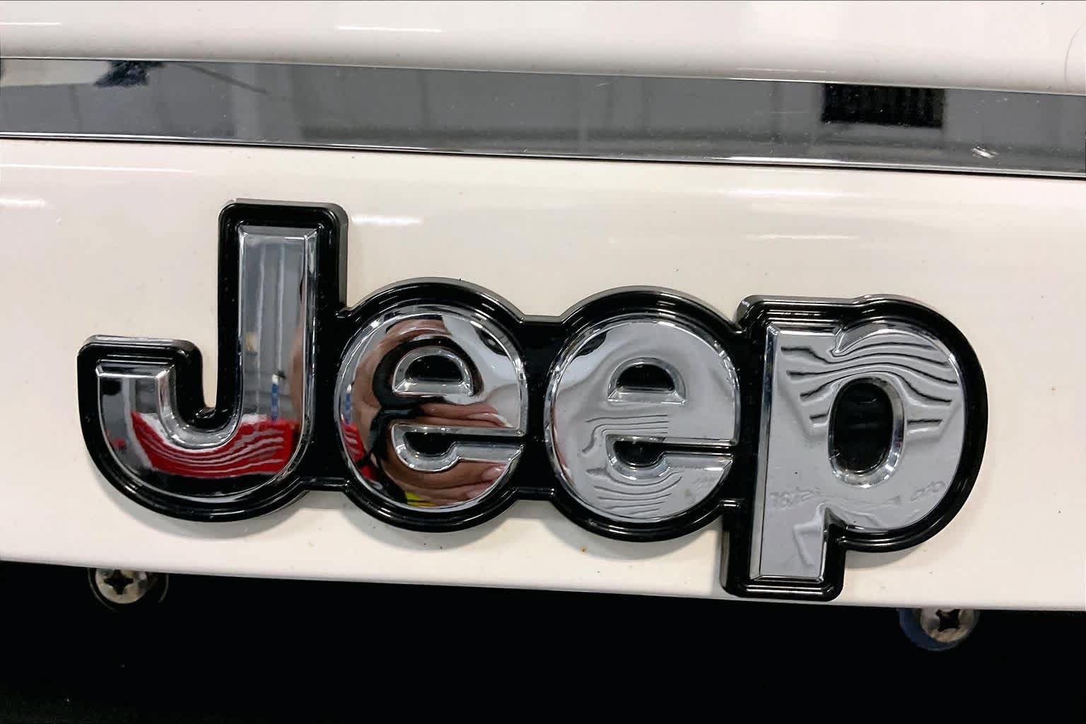 Used 2017 Jeep Compass High Altitude AWD/4WD image 10