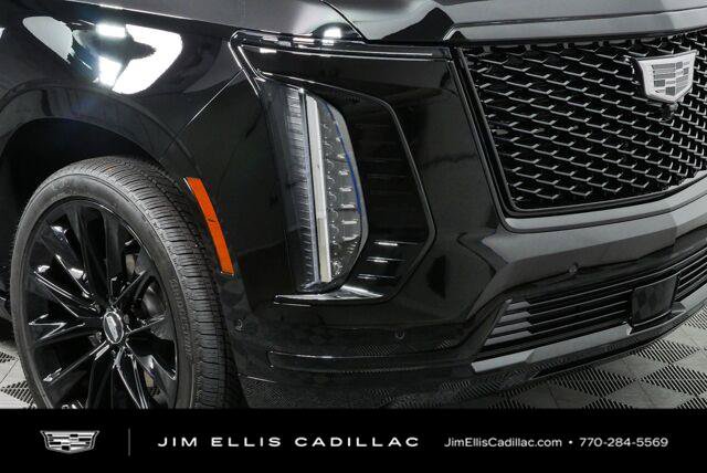 Used 2026 Cadillac Escalade Platinum Sport w/ LPO, ONYX Package AWD/4WD image 36