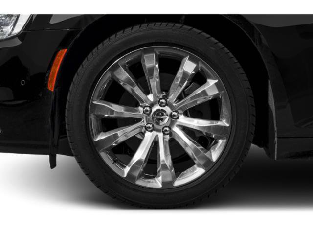 Used 2015 Chrysler 300 C Platinum w/ Light Group RWD image 15