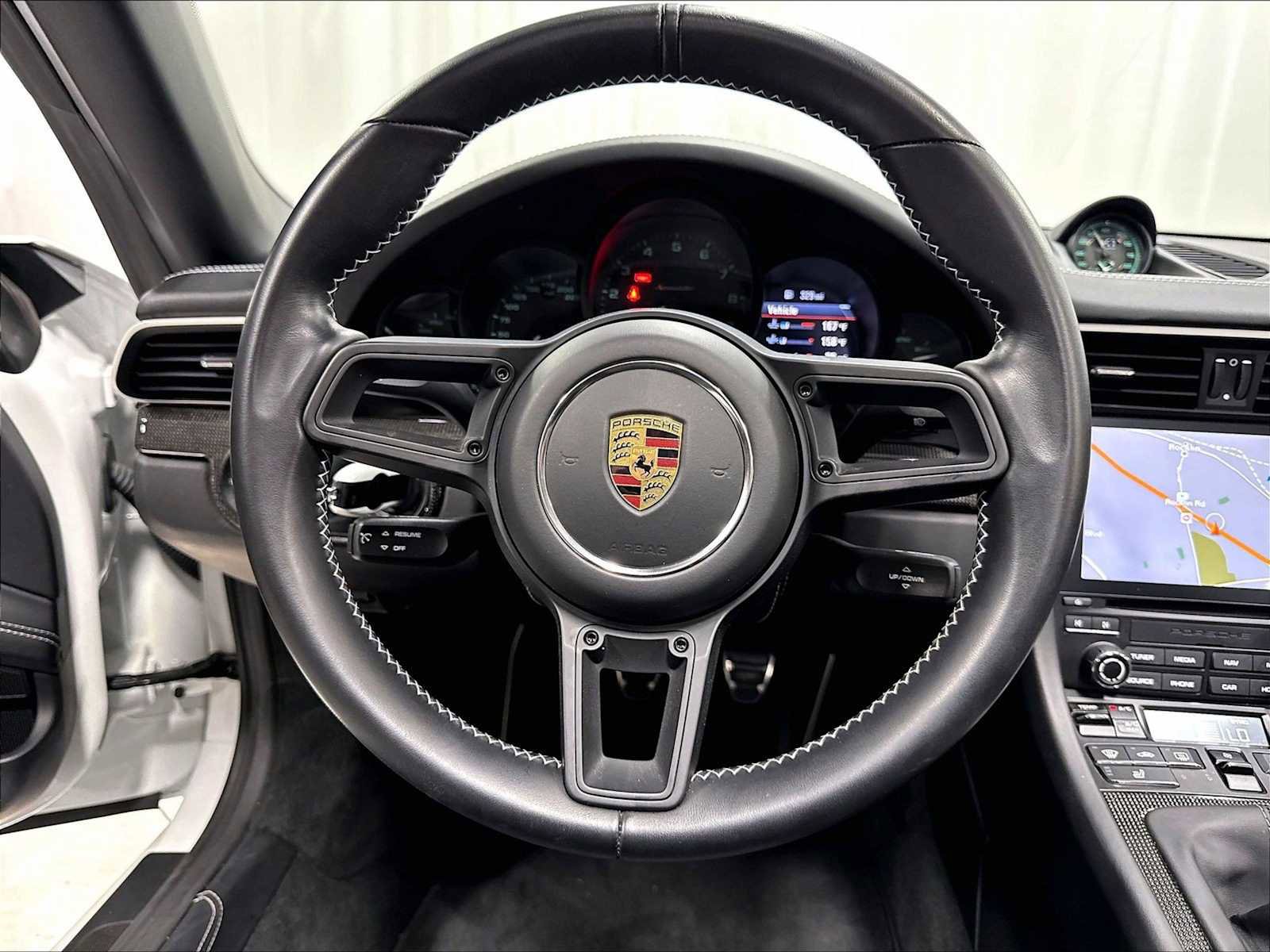 Used 2019 Porsche 911 Speedster RWD image 17